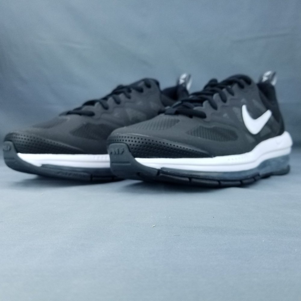 Nike Air Max Genome Men's Training Shoes Black White CW1648 003 Sizes 9-12 - Picture 2 of 9